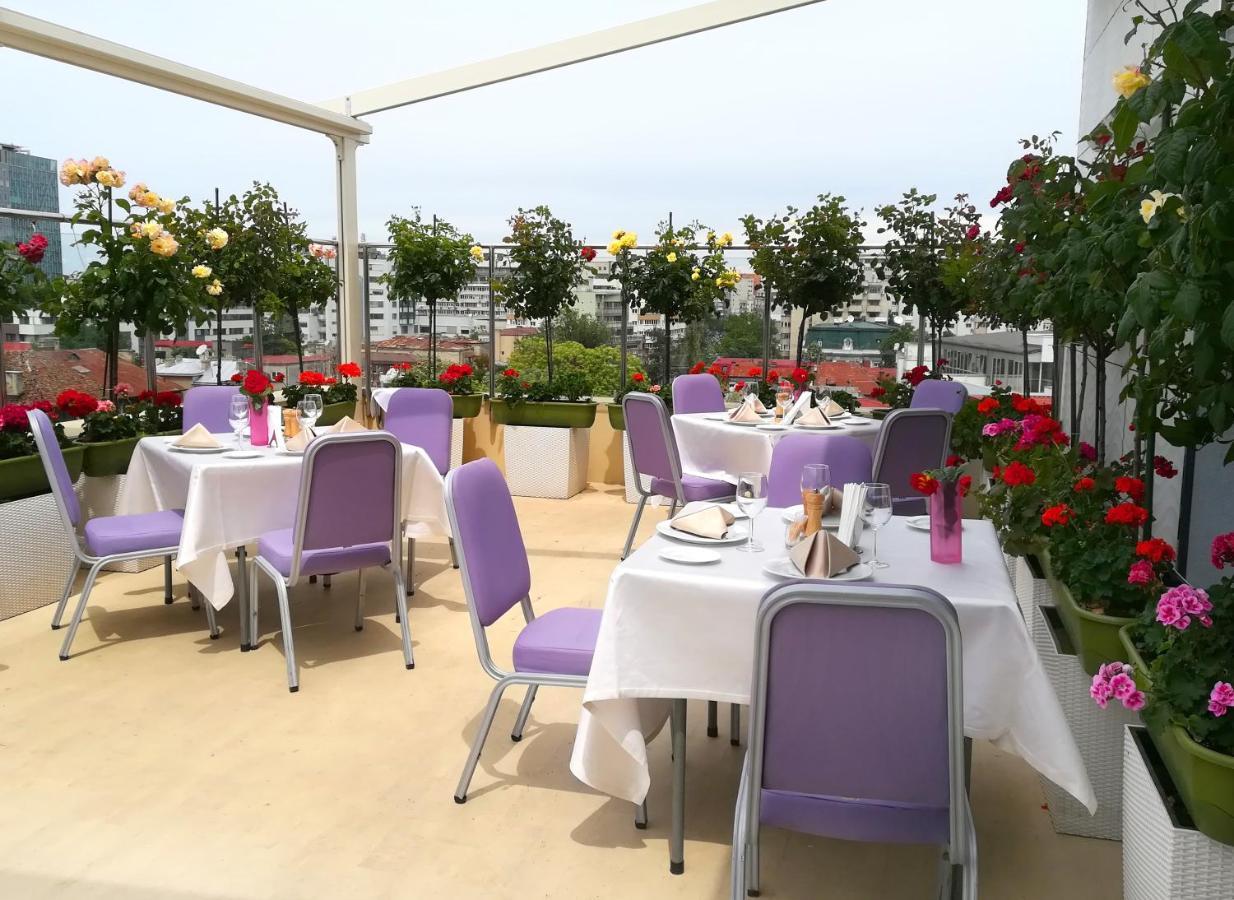 Marshal Garden Hotel Bucureşti Eksteriør bilde The rooftop terrace